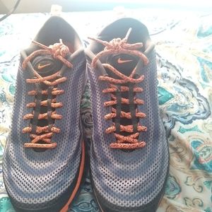 size 9 Nike Shoes